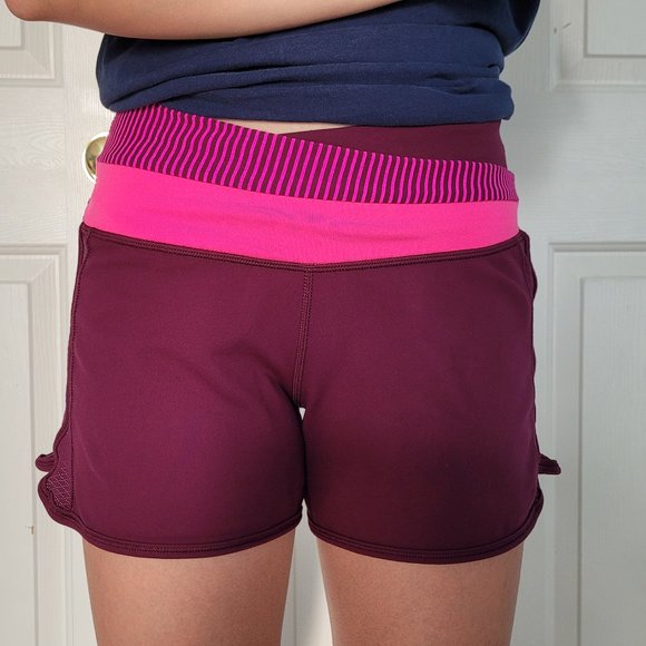 Lululemon reversible shorts - Picture 3 of 11